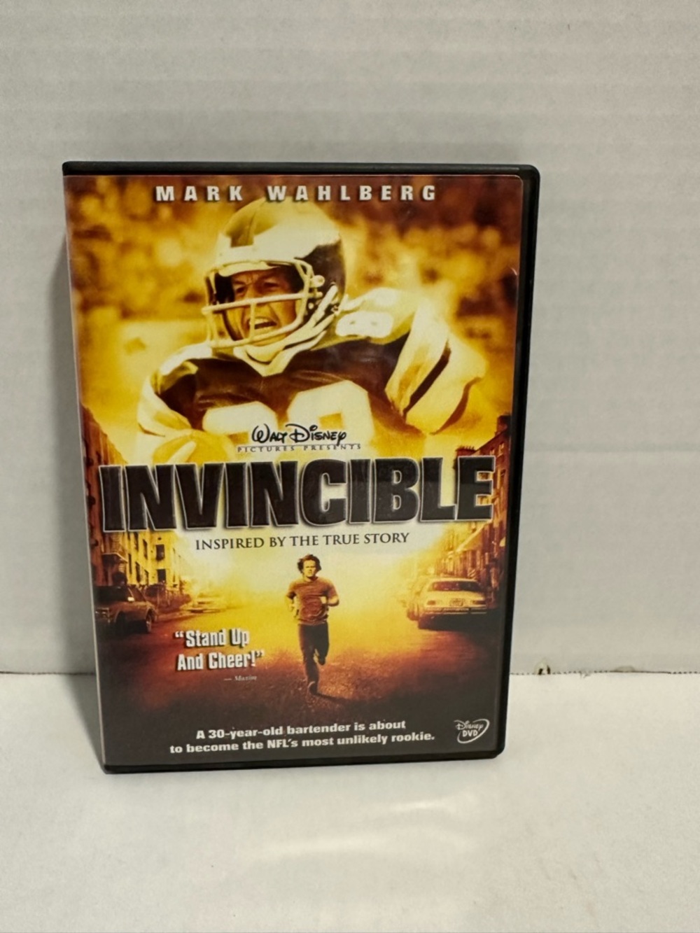 Invincible (Walt Disney) DVD - Yellow & Black Cover